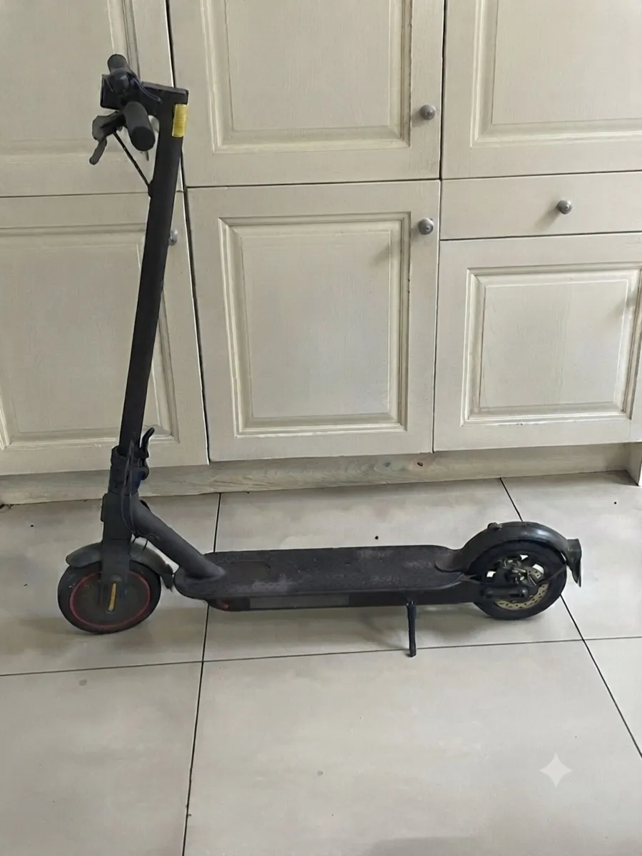 Xiaomi Mi Electric Scooter