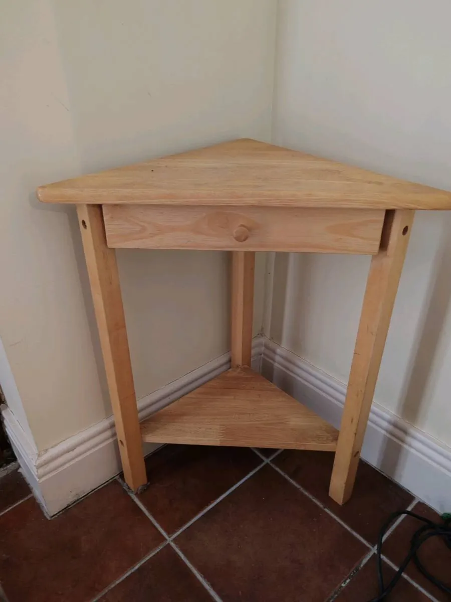 Selection of furniture, looking for quick sale ONO - Image 4