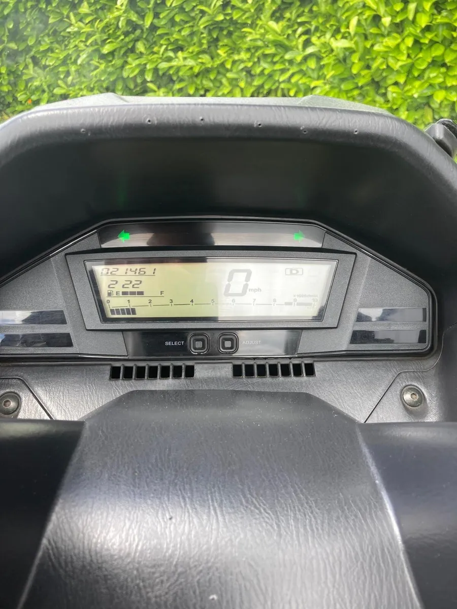 2011 Suzuki Burgman 650 Executive - Image 3