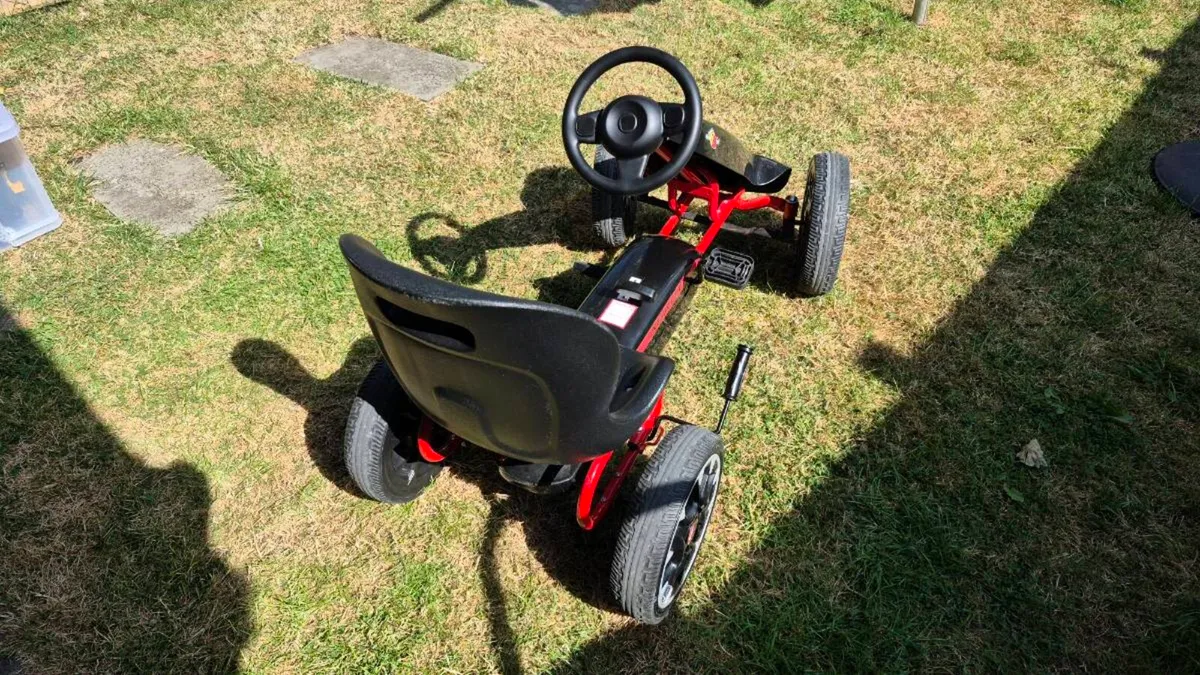 Abarth Pedal Go-kart - Black & Red - Image 3