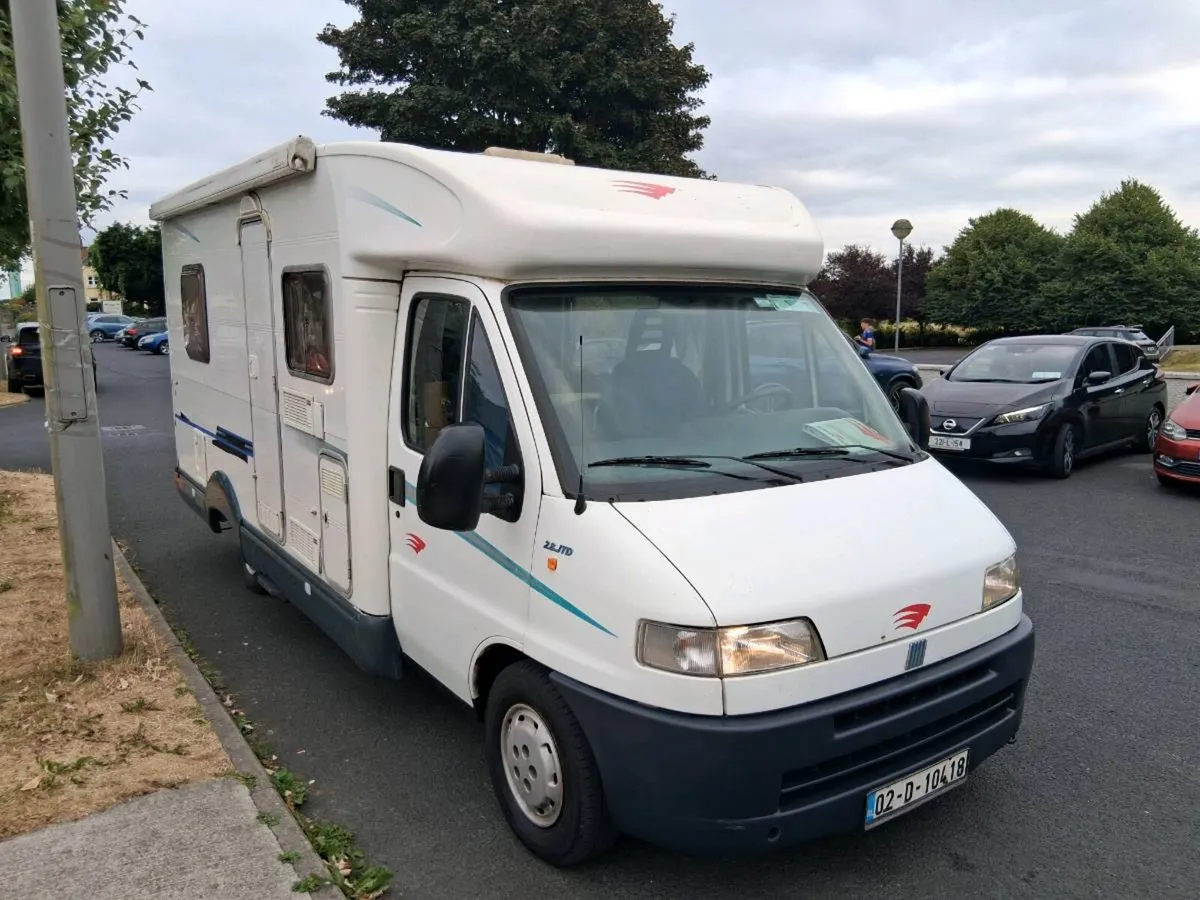 2002 Low Profile 4 Berth camper rollerteam - Image 1