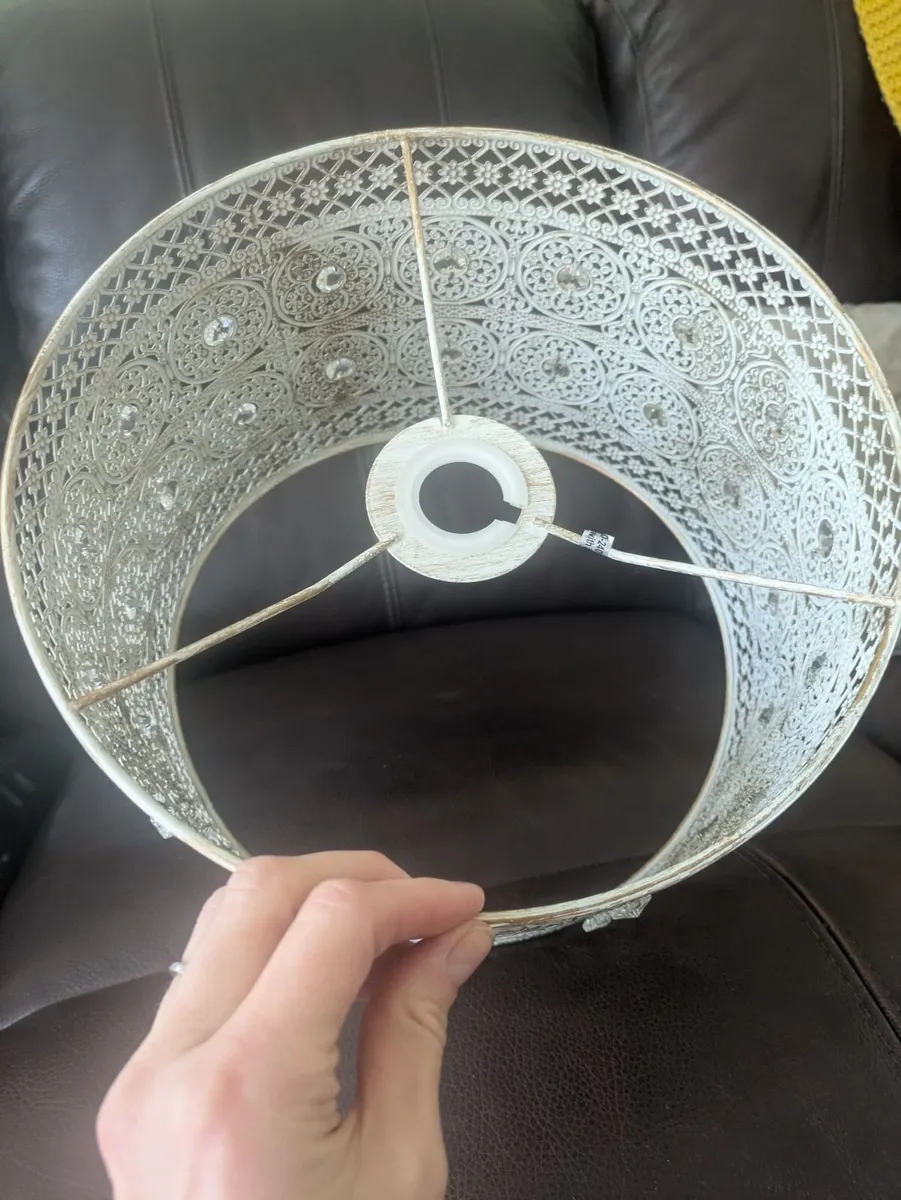 Lamp shades - Image 1