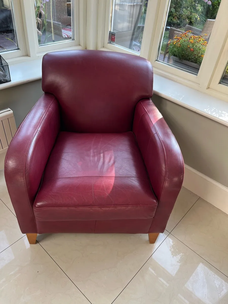 Armchair - Image 1
