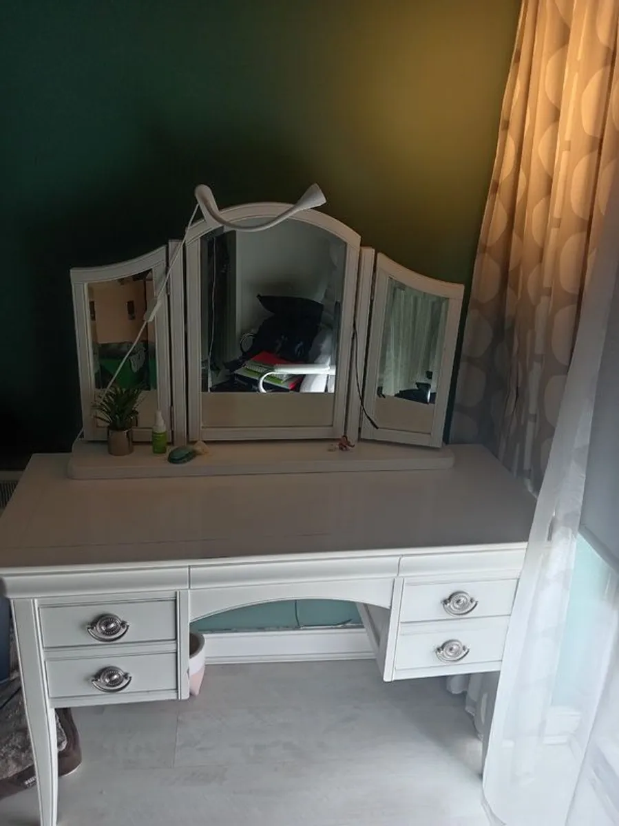Dressing table - Image 3