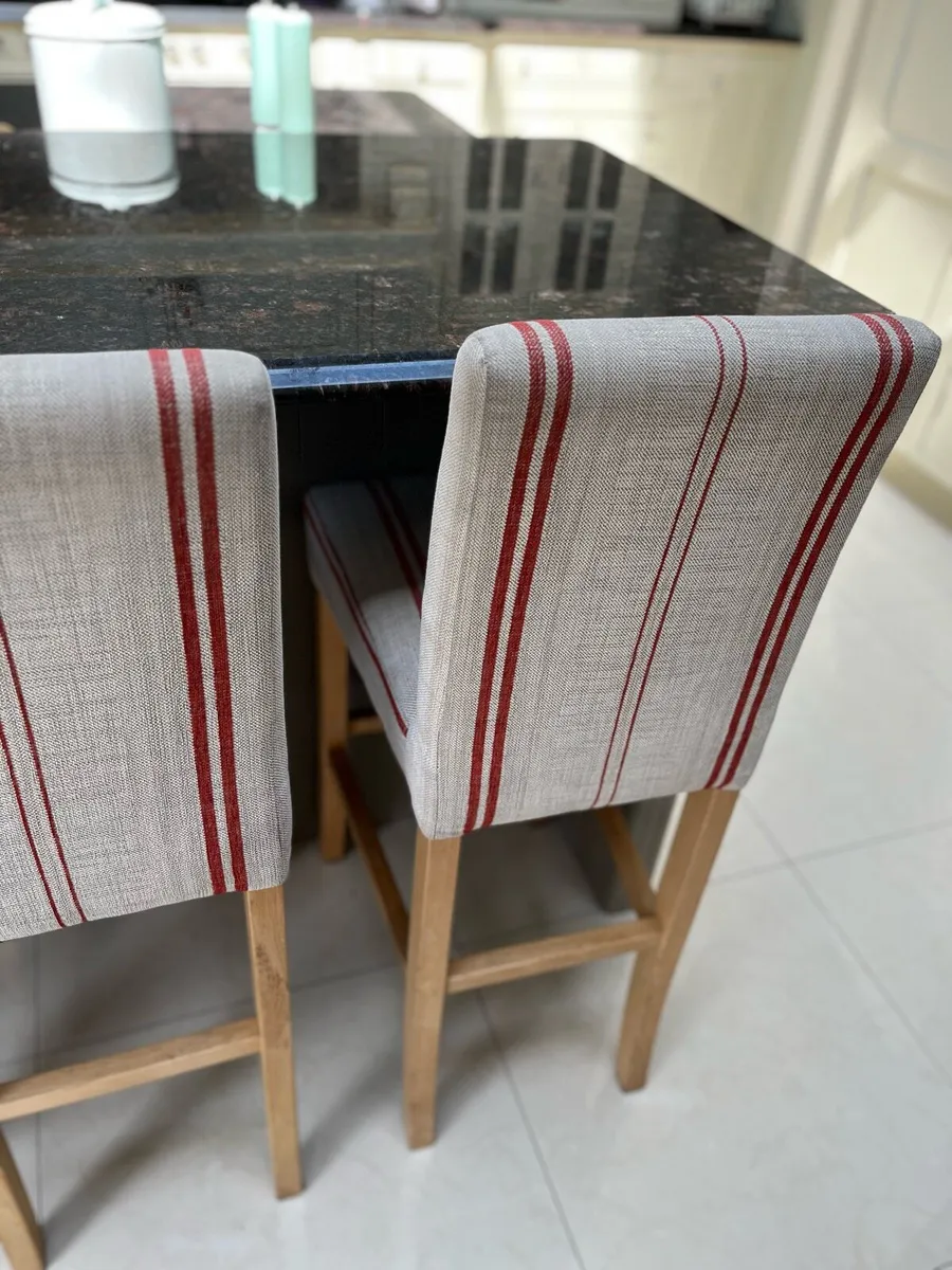 Island chairs - Image 3