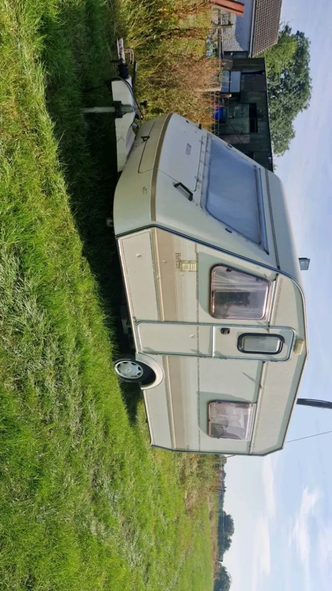 Caravan - Image 1