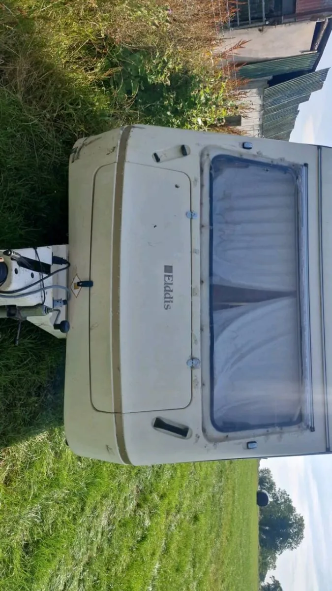 Caravan - Image 2
