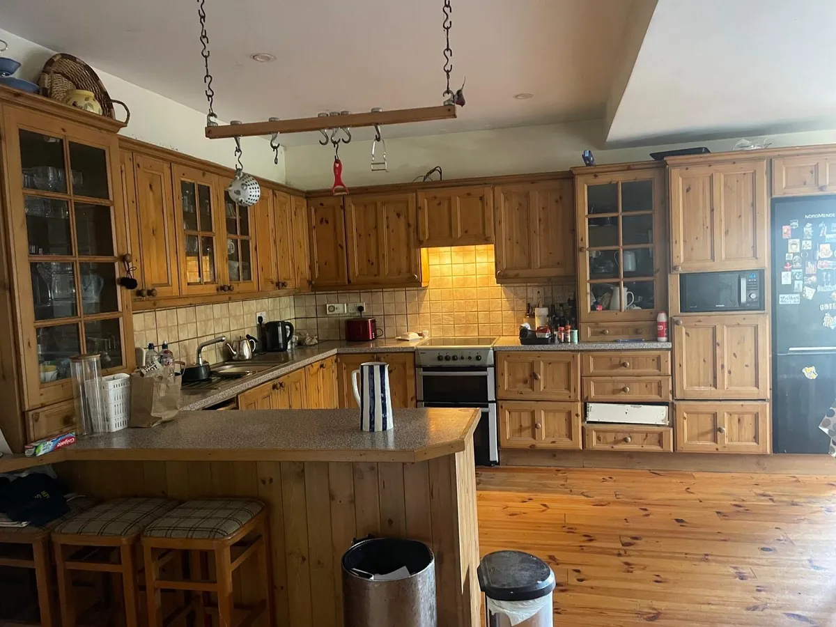 Kitchen cabinet doors - Image 2