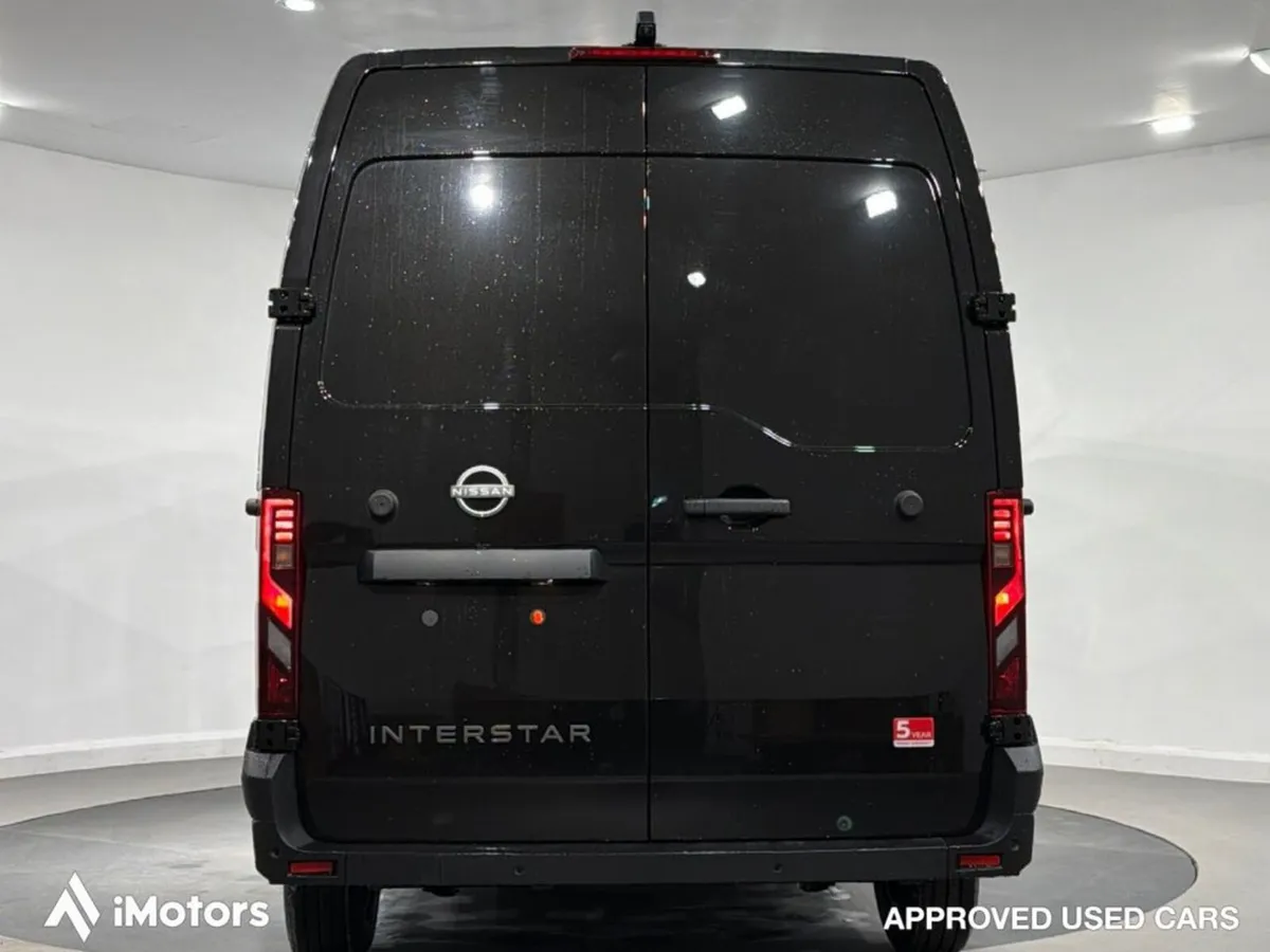 Nissan Interstar DEMO L3H2 150 SV Premium - Image 4