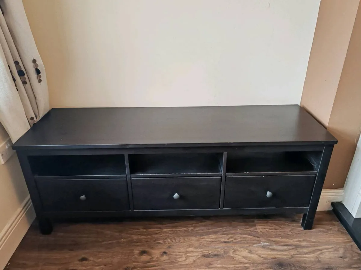 TV unit & side board - Image 2