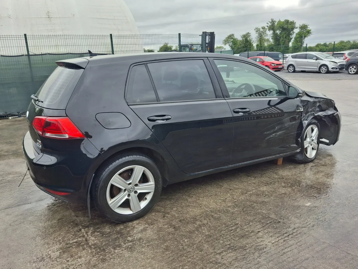 2016 Volkswagen Golf  1.6 Tdi - Image 3