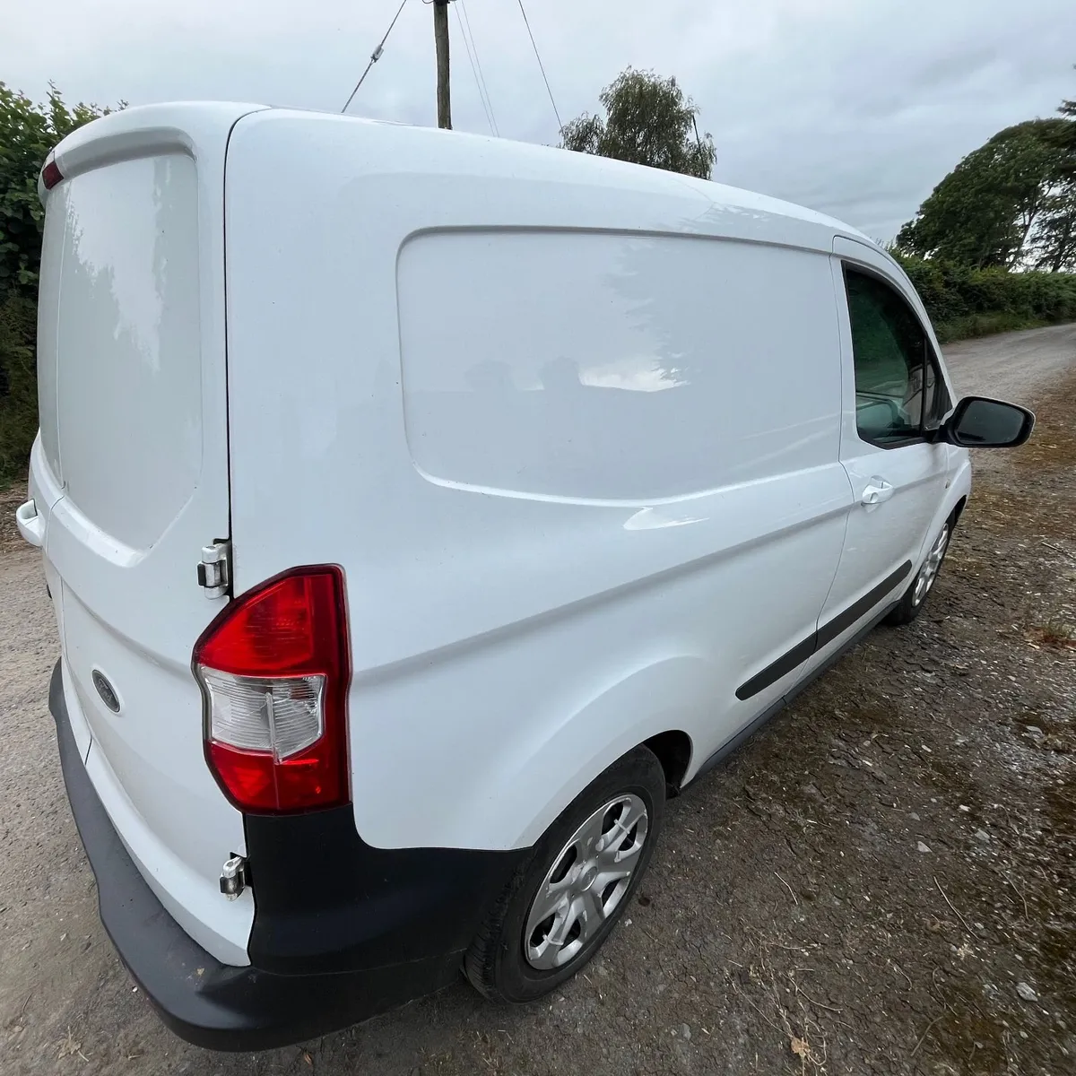 Ford Courier Trend 2018 - Image 3