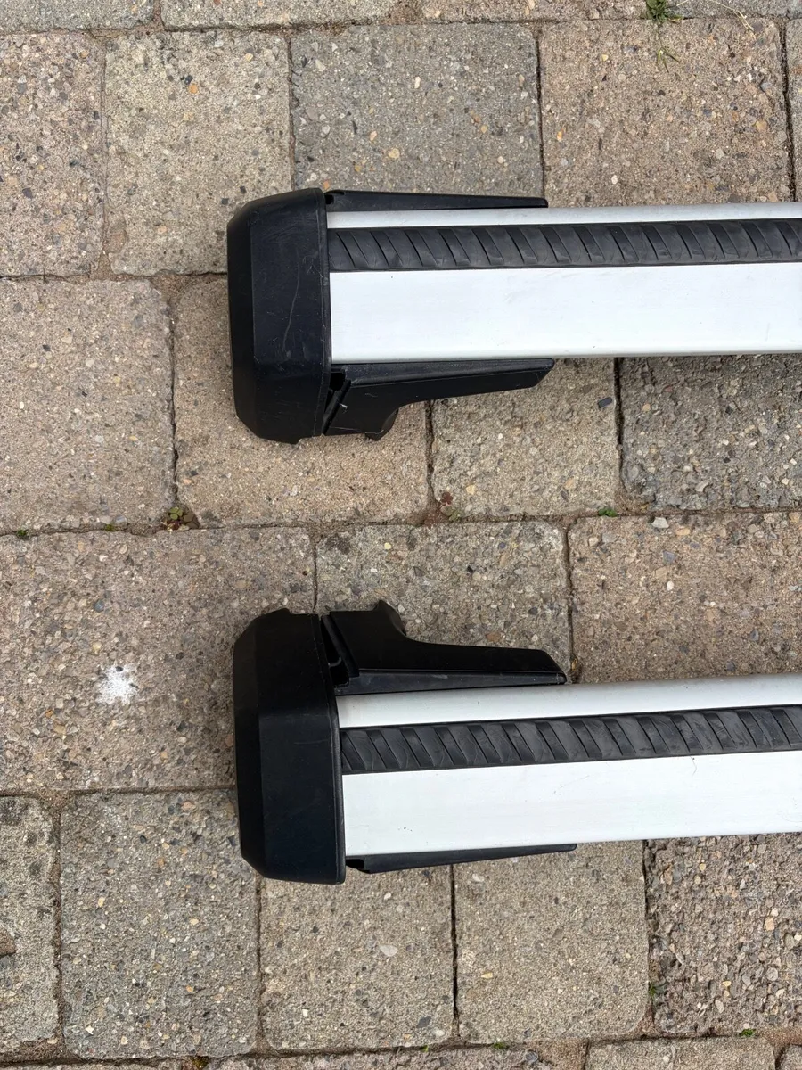 Genuine Volvo XC90 Roof Bars / Cross Bars (2016+) - Image 4