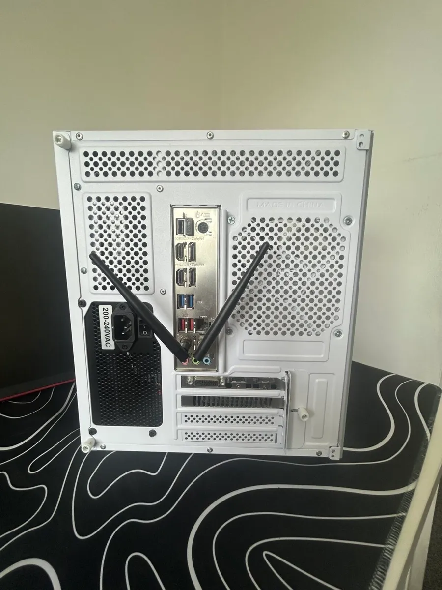Gaming Pc Bundle - Image 3