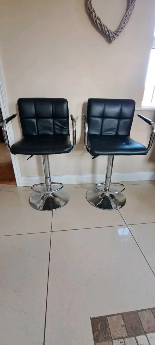 Bar Stools x 2 - Image 1