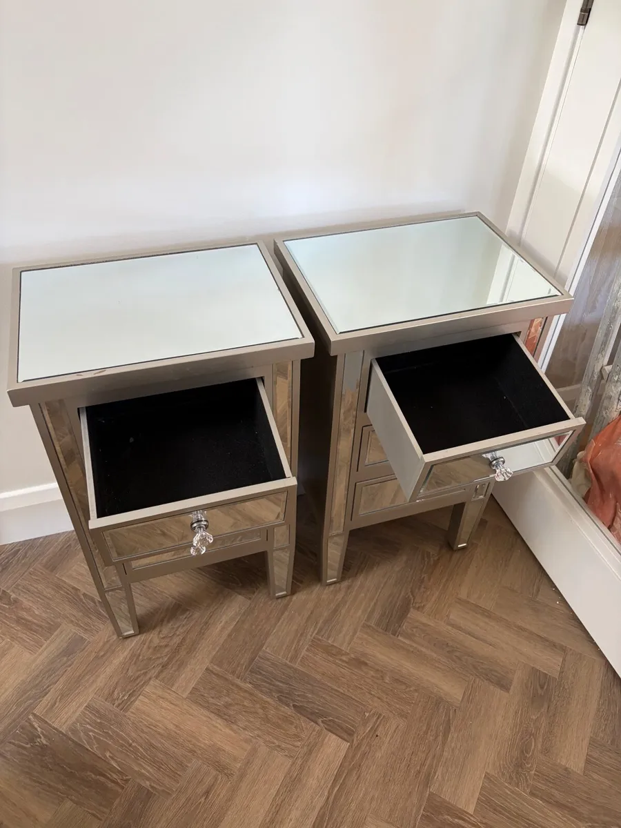 Bed side lockers - Image 2