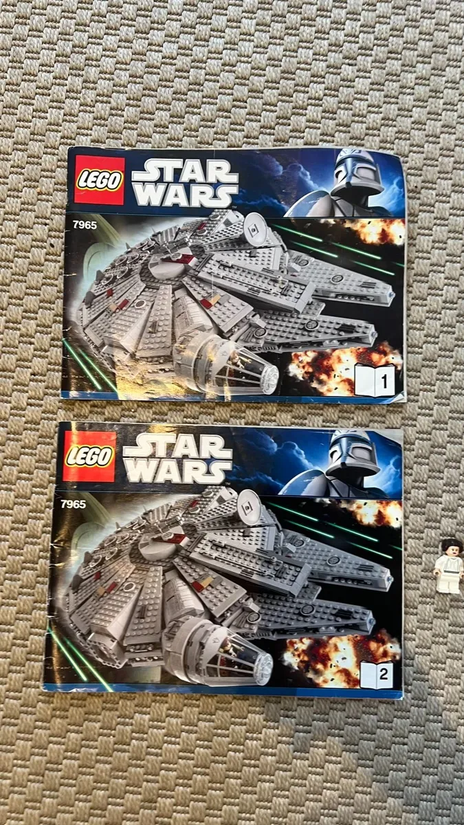 LEGO Star Wars 7965 Millenium Falcon No Box - Image 2