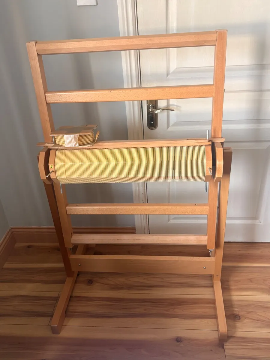 Large Loom - Image 2