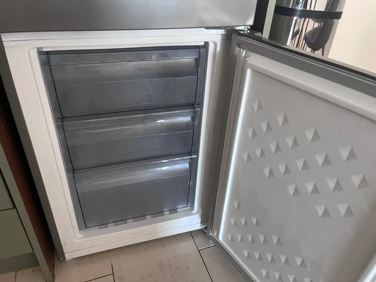 Fridge Freezer for Sale in Dublin - Image 3