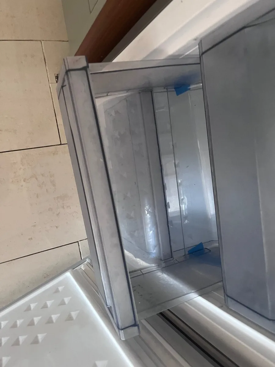 Fridge Freezer for Sale in Dublin - Image 4