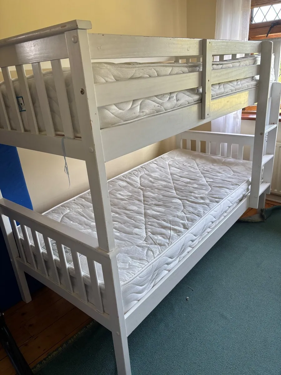 Bunk bed - Image 1