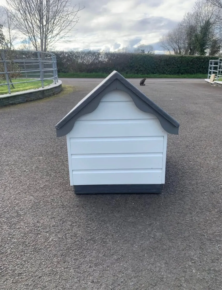 Luxury Dog house - Image 4
