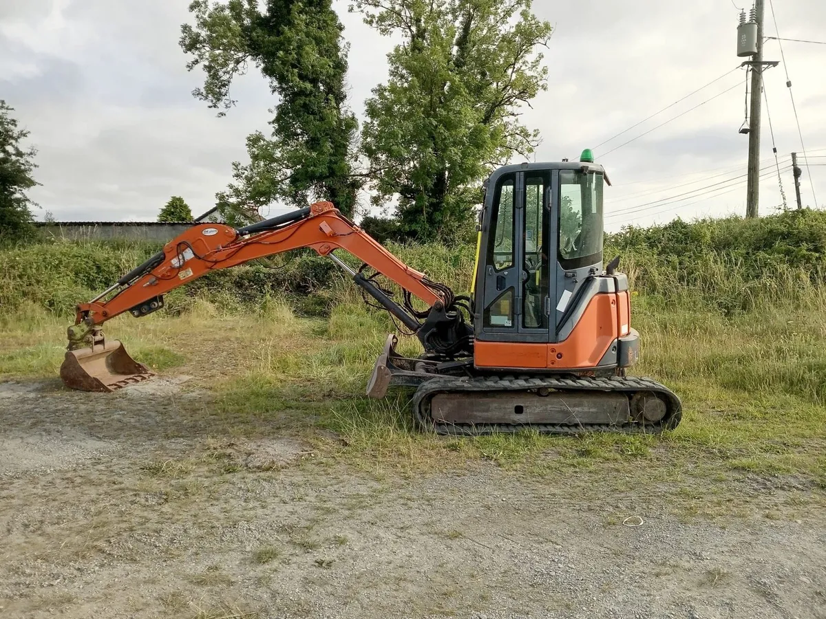 Hitachi 48U excavator - Image 1