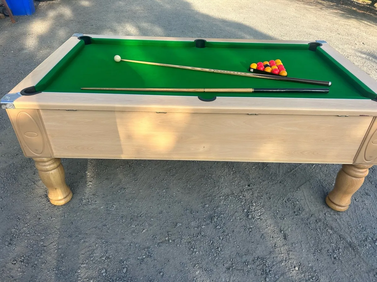 Pool table - Image 4