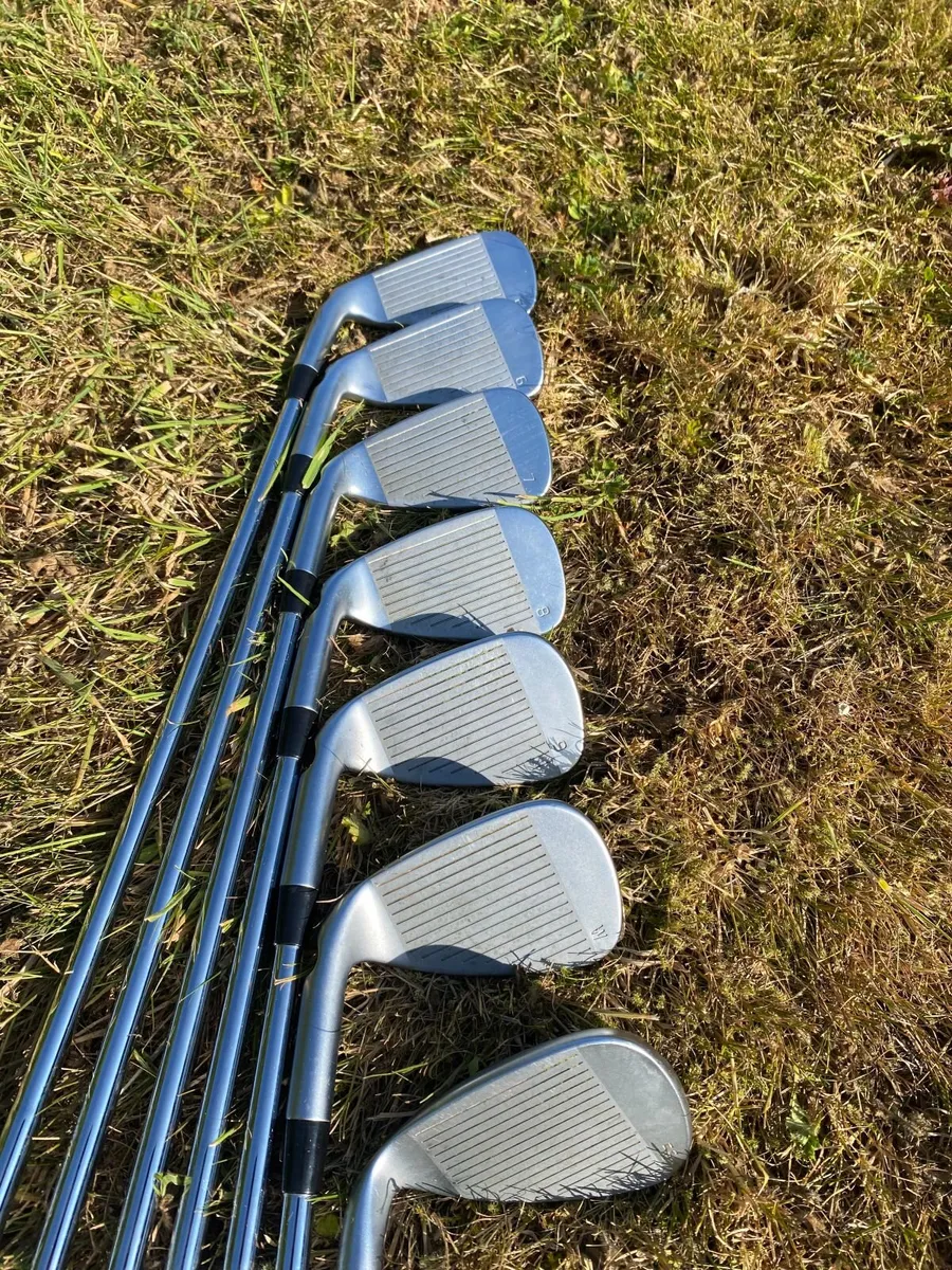 Ping G440 Irons (Green Dot) – 5 Iron to SW – mint - Image 1