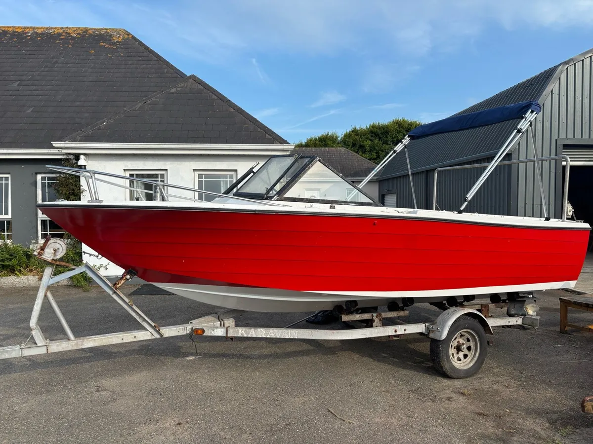 18 foot sports fishing boat - Image 3
