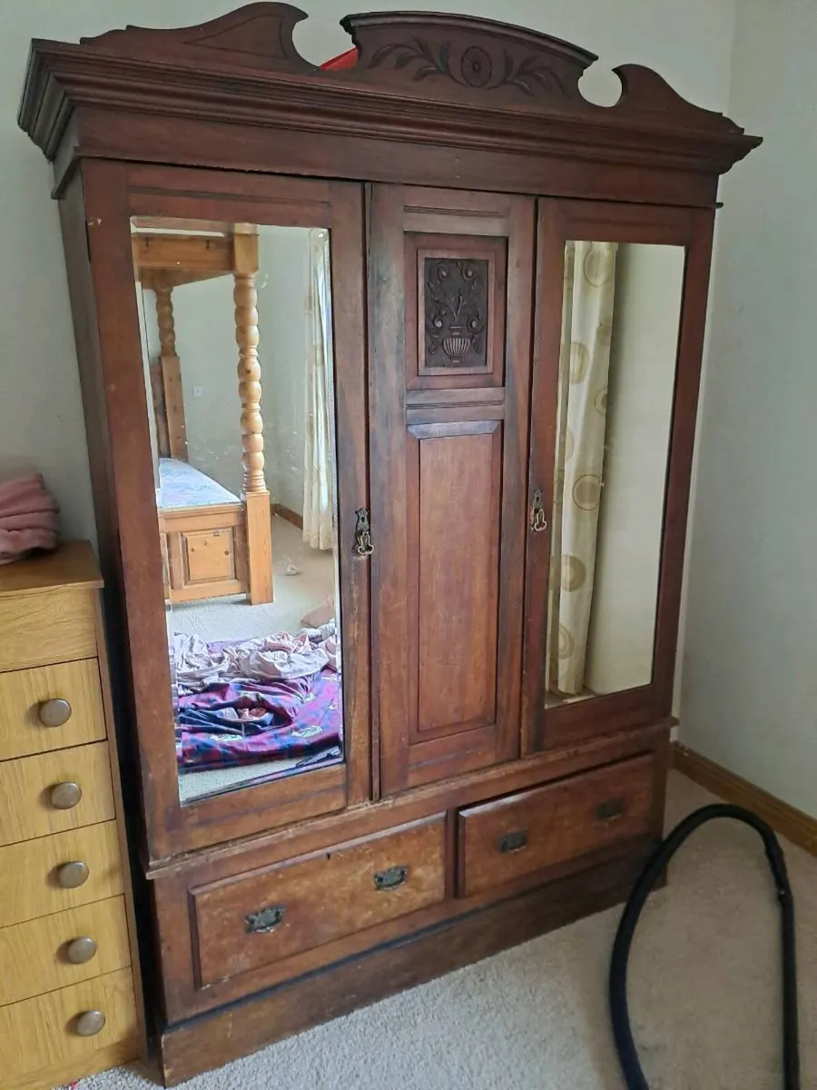 Four poster bed for sale 300euro - Image 4
