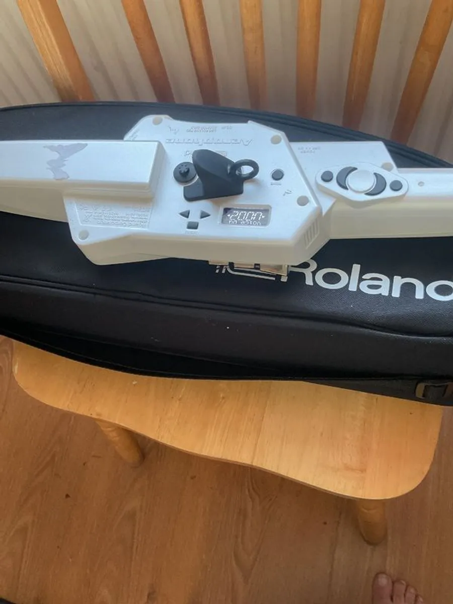 Roland ae10 aerophone.with its own fully padded Roland case - Image 2