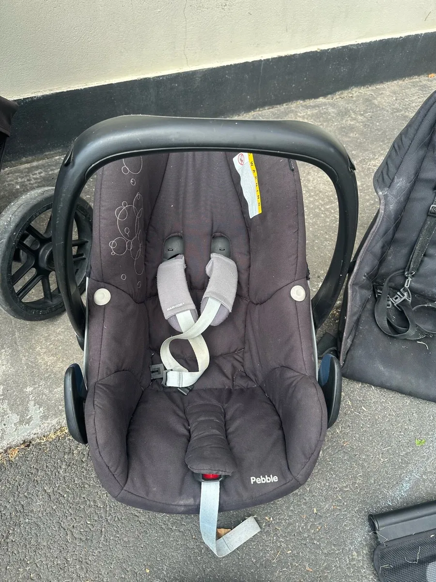 Uppababy vista set plus isofix - Image 3