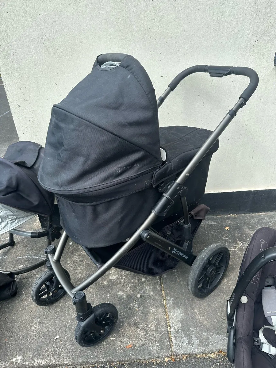 Uppababy vista set plus isofix - Image 2