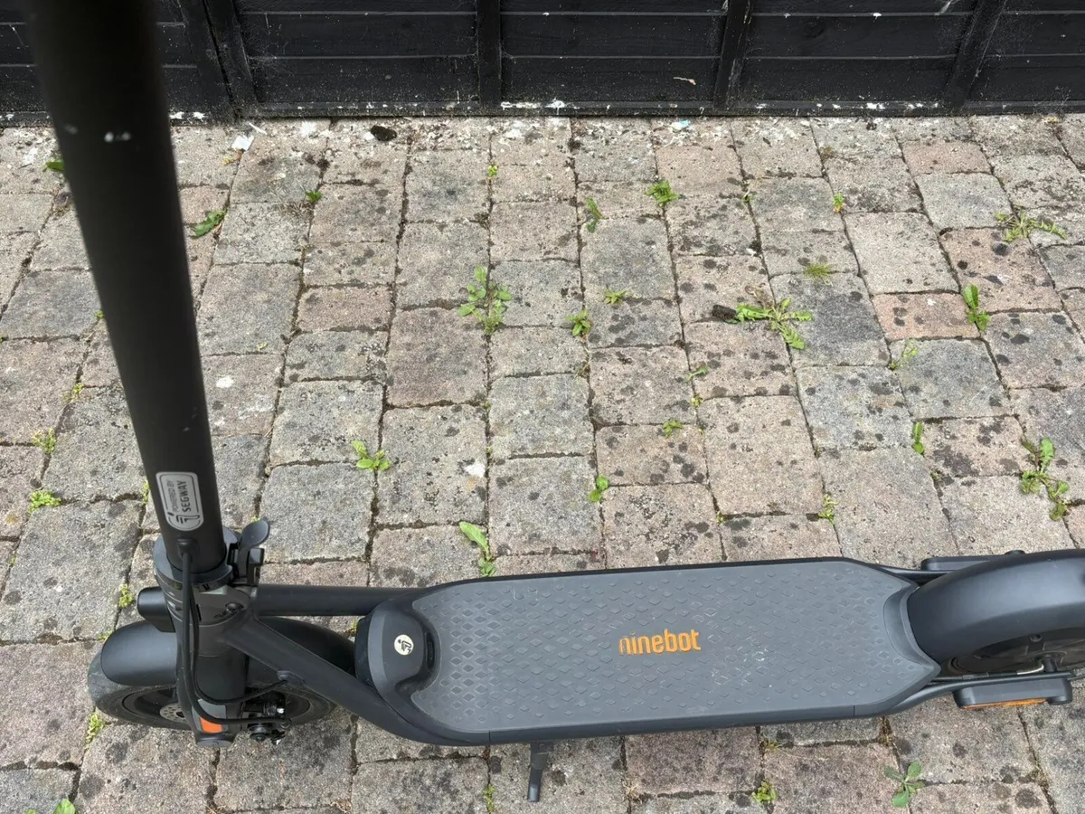 Electric scooter - Image 3