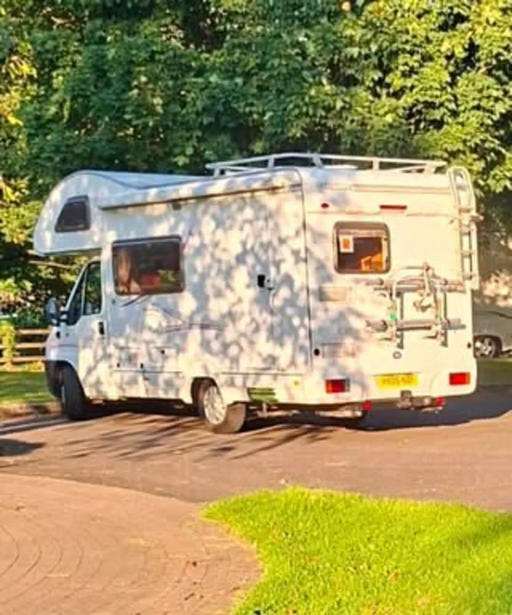 05 motor home - Image 2