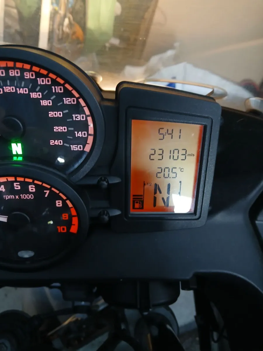 BMW F 800 GT 2013 - Image 2