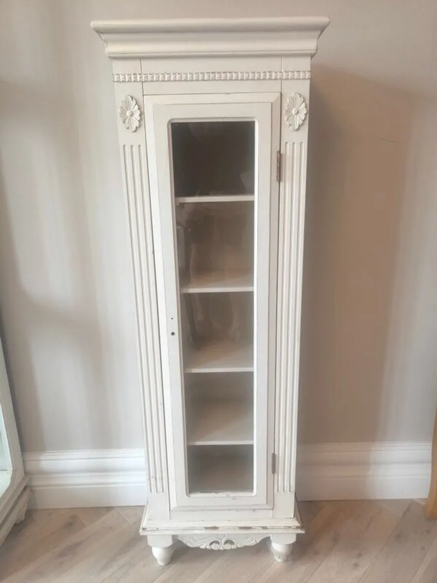 display cabinet - Image 1