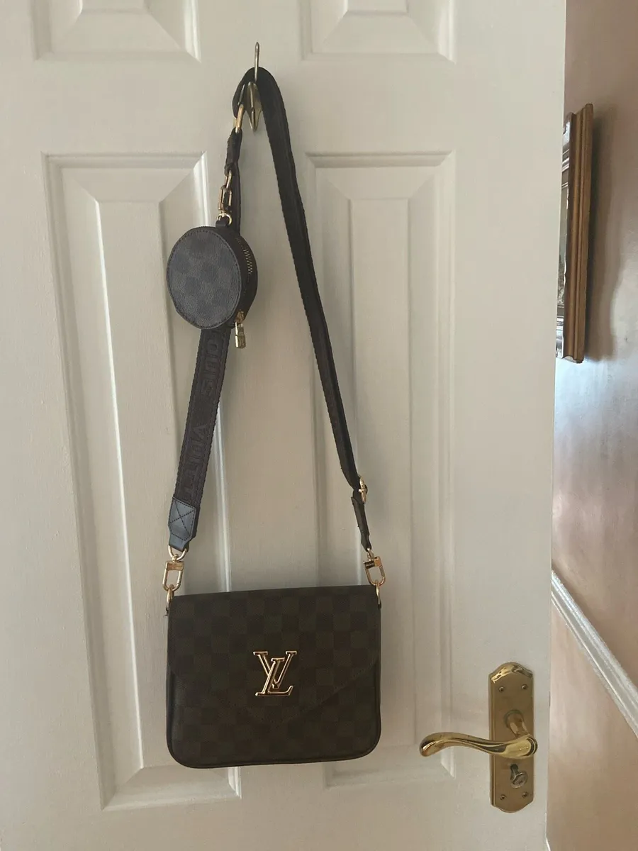 Shoulder bag - Image 1