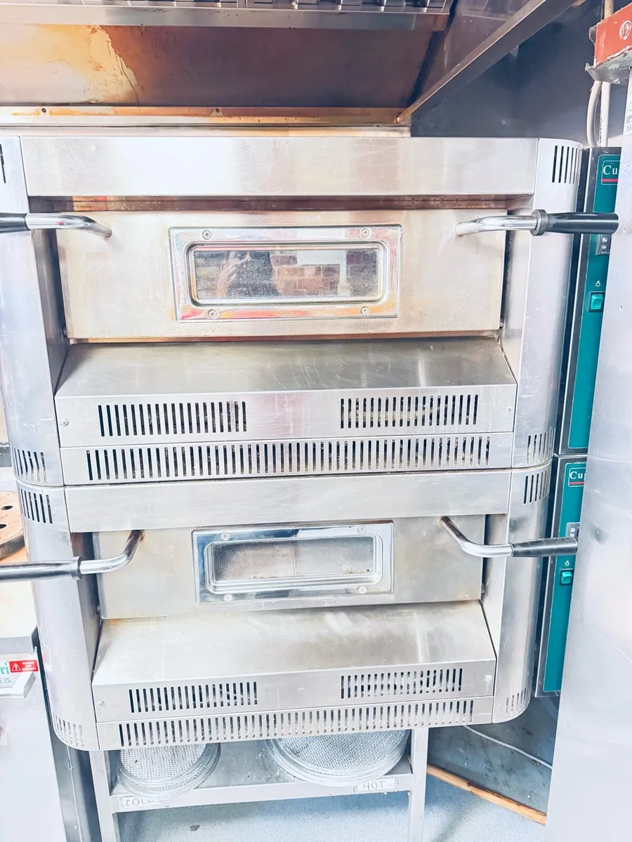 Pizza oven - Image 1