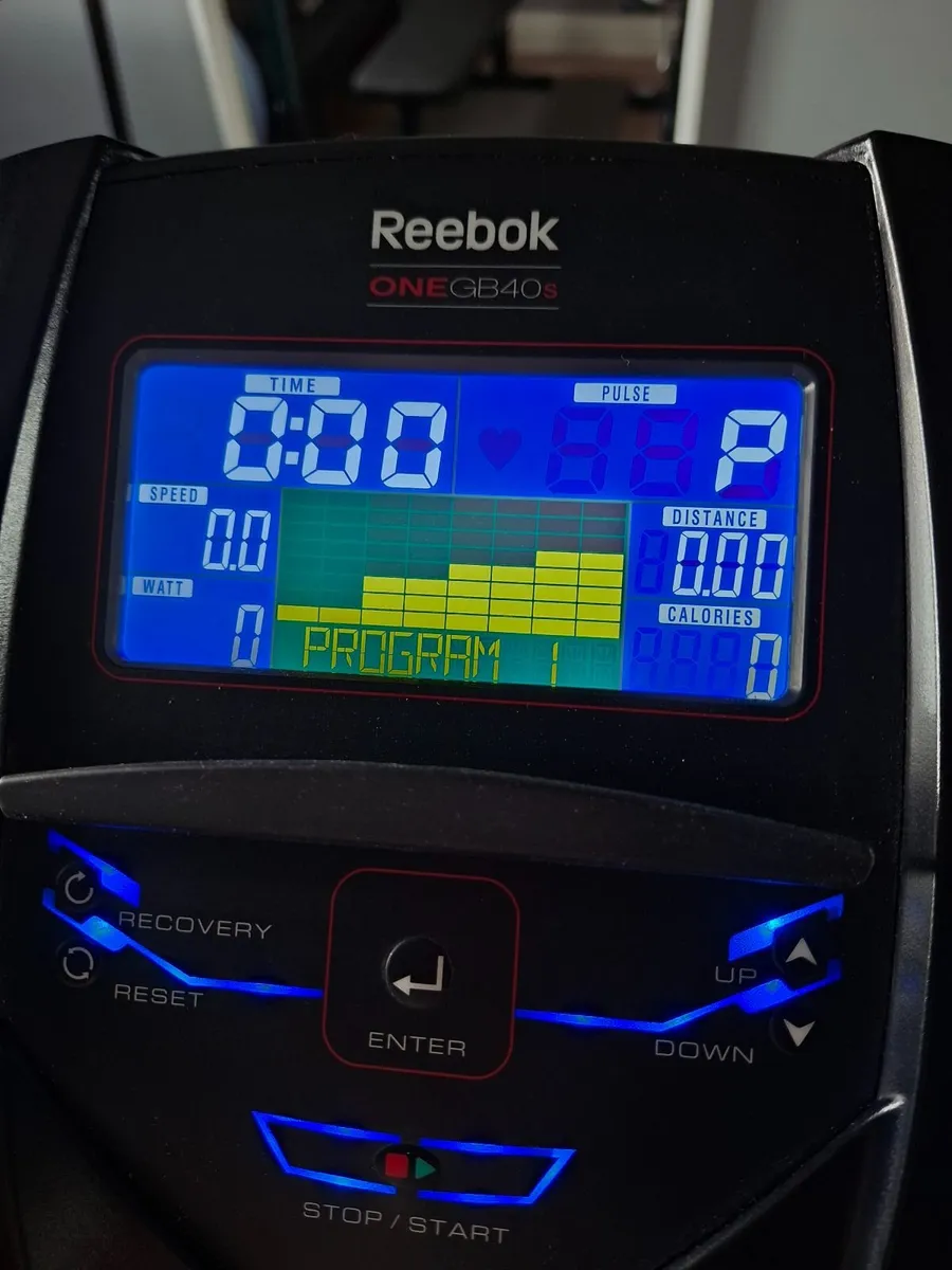 Reebok One GB40S Black Exercise Bike - Image 2