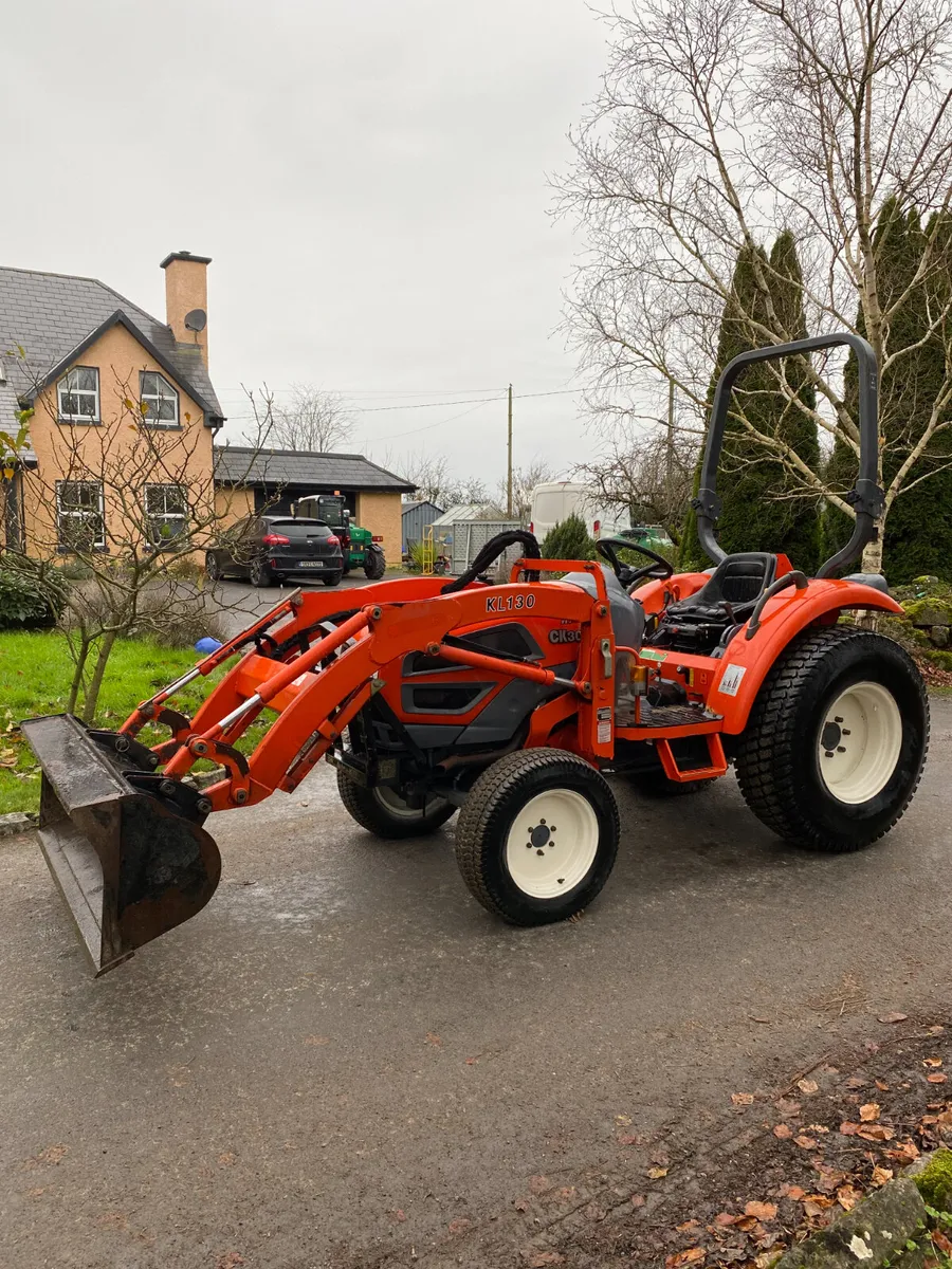 Kioti CK 30 Compact Tractor - Image 1