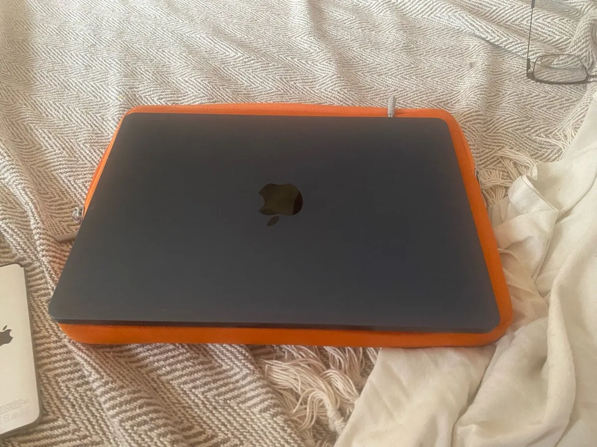 MacBook Air 2025 - Image 2