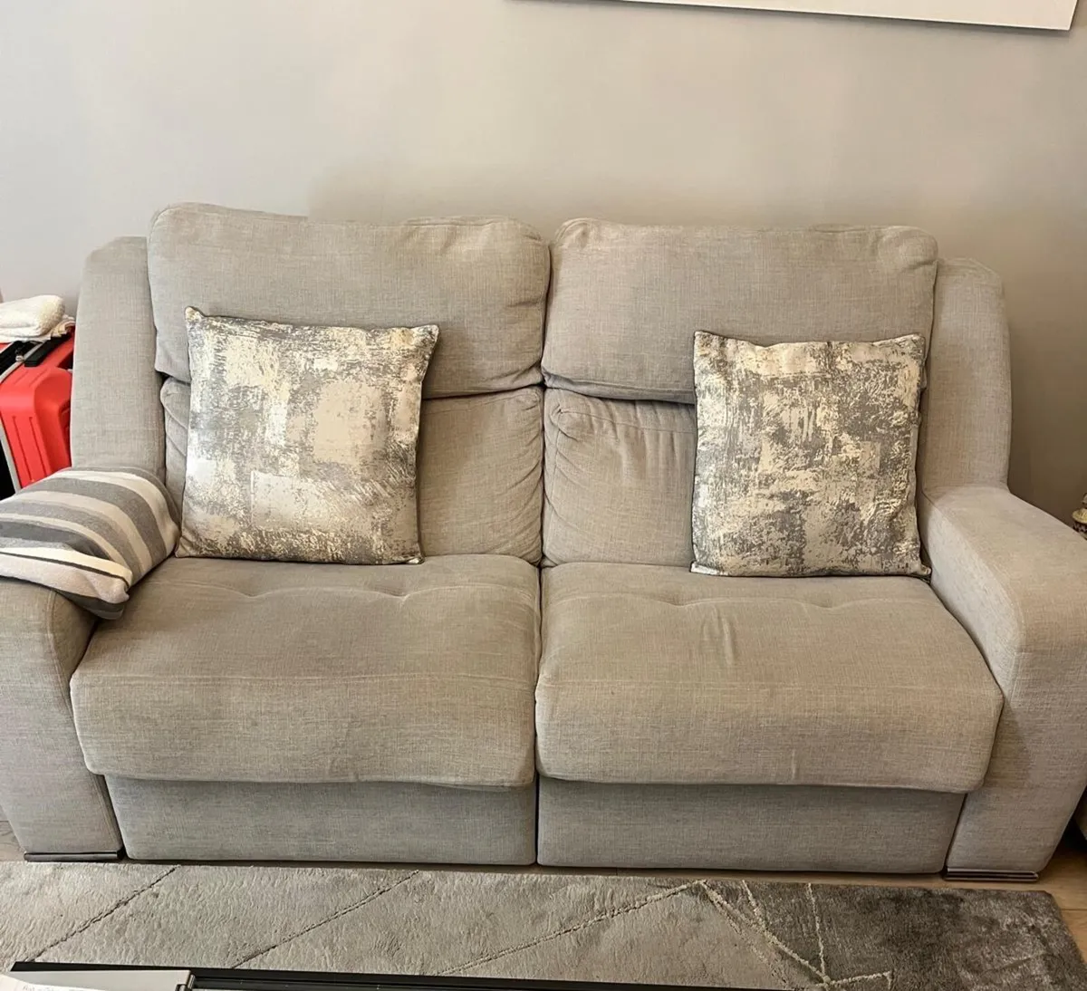 3 seater electric recliner sofa set - Image 2