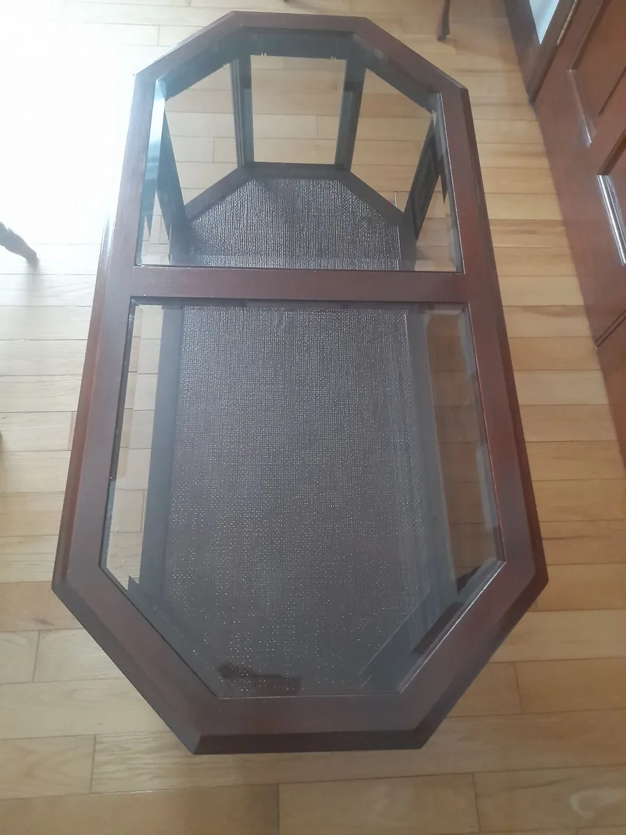 Coffee table - Image 1