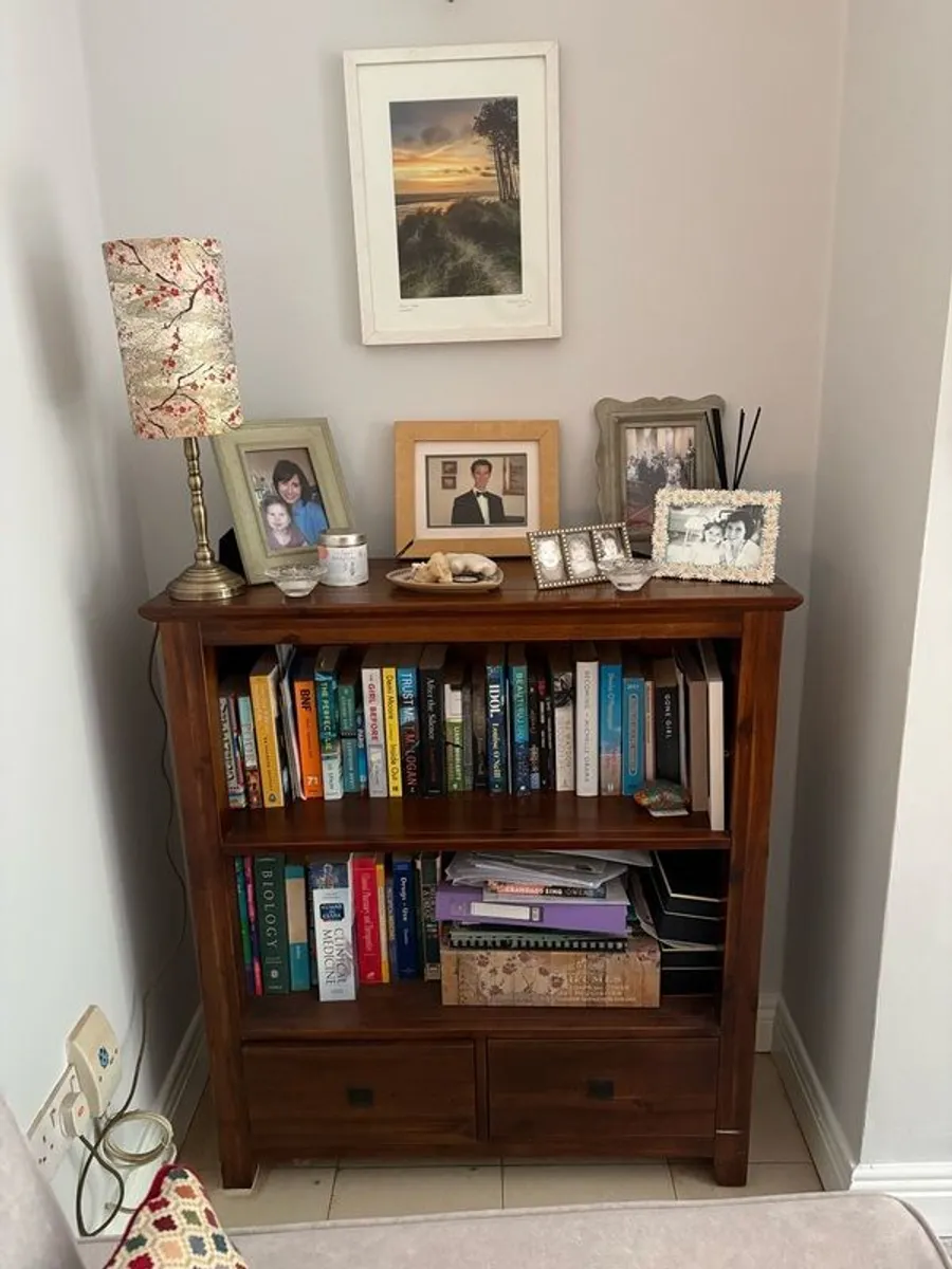 Solid wood bookcase - Image 2