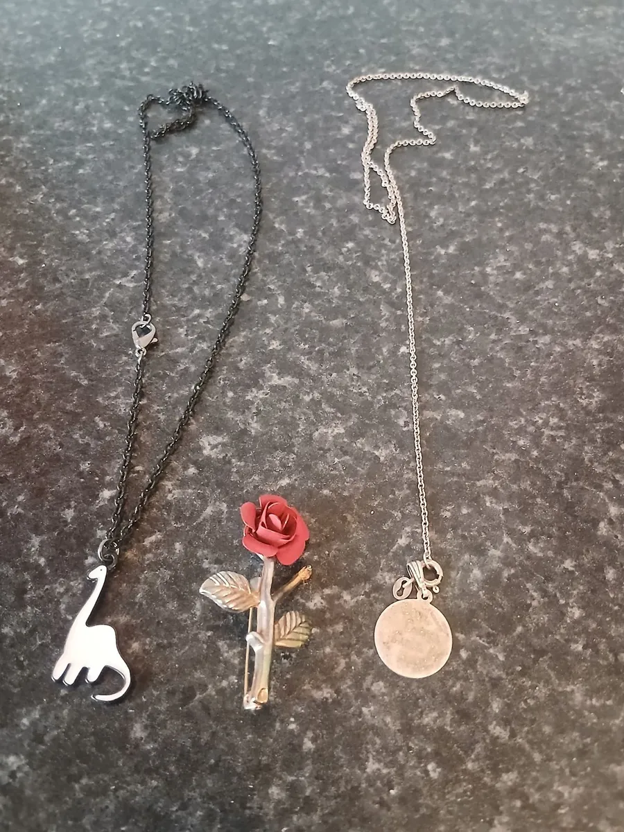 Antique bits - Image 1