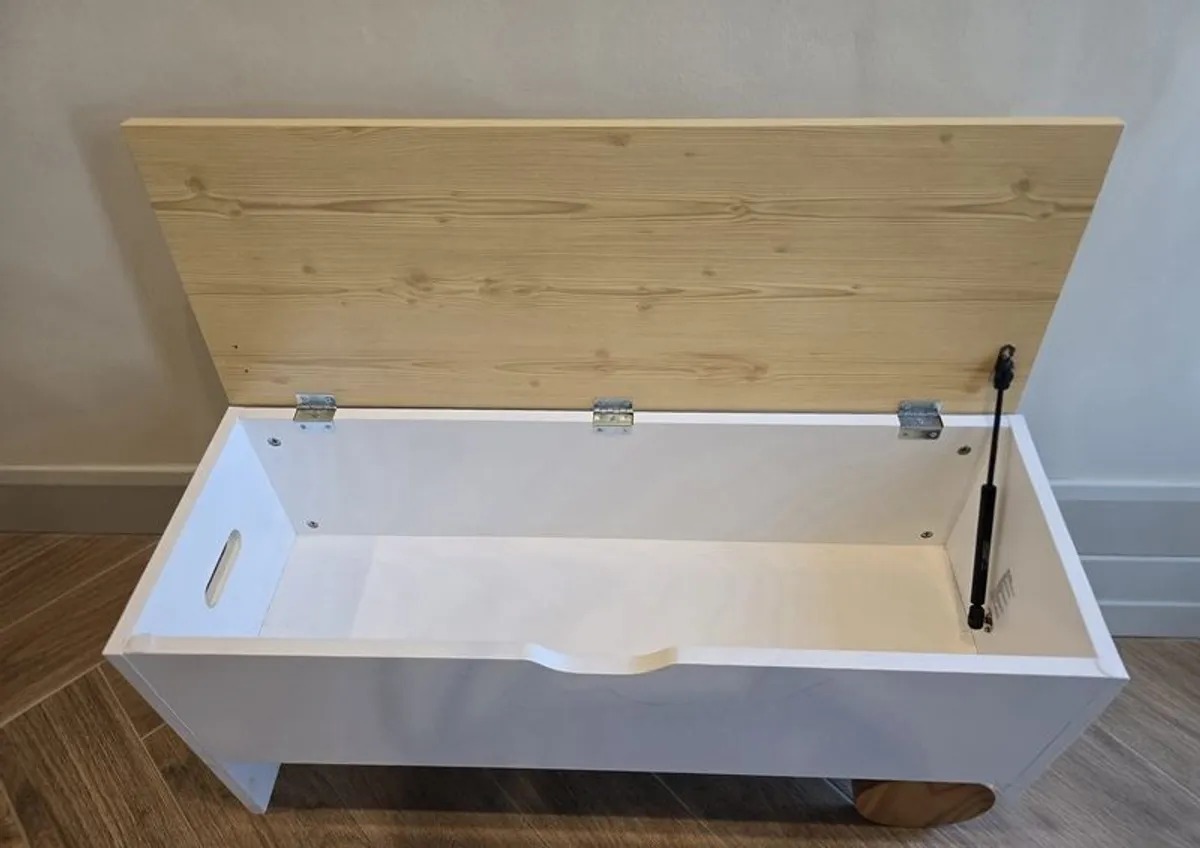 Wooden Storage Chest - Image 3