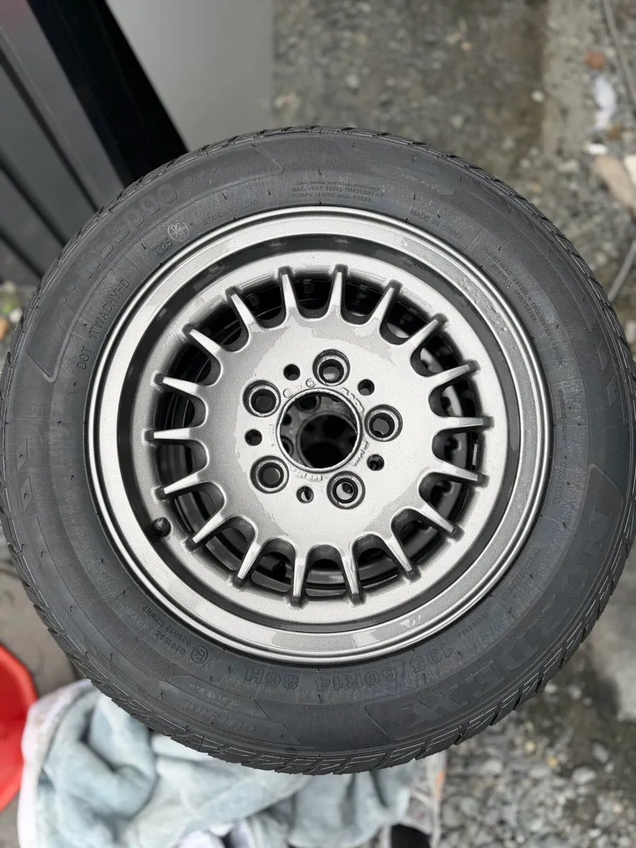 BMW E28 14” BOTTLE CAP ALLOYS - Image 1
