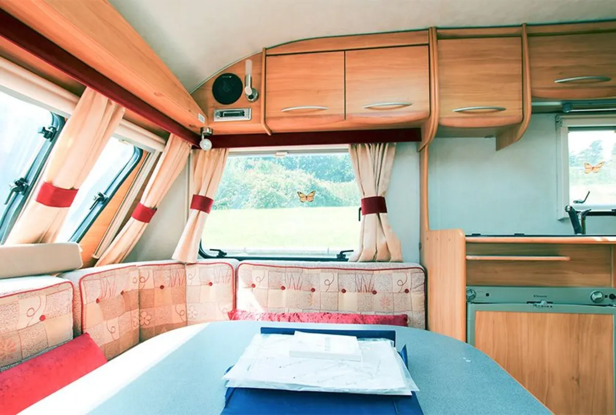 Caravan - Image 1